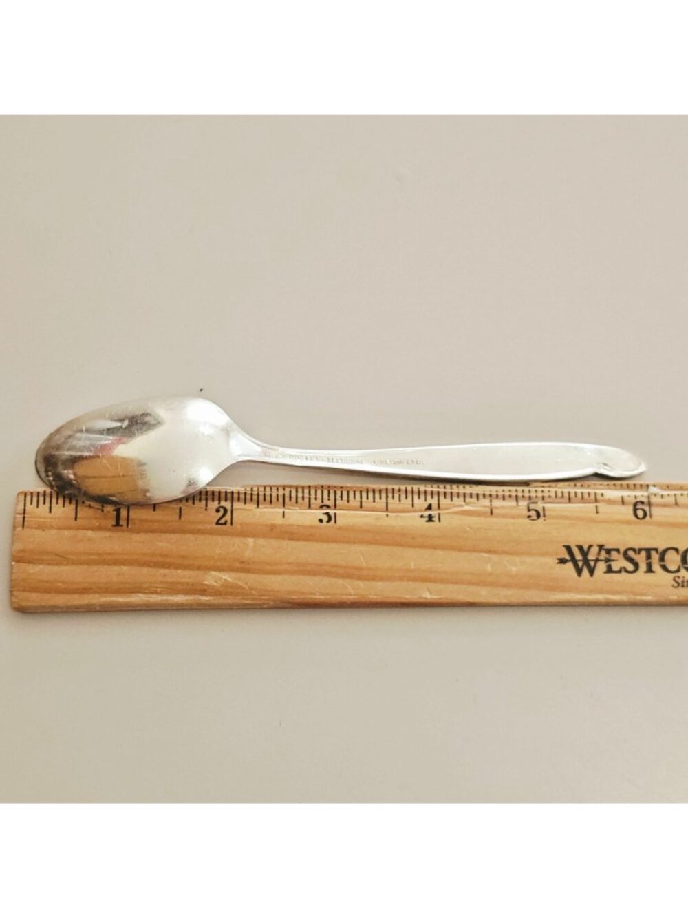 4 Oneida Lady Barbara Spoons 6" teaspoons Rogers silverplate delicate elegant di - Picture 3 of 9